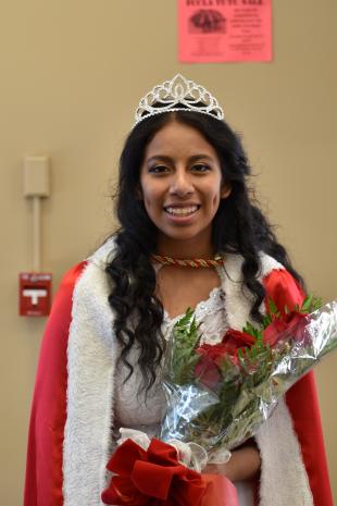 Senior Araceli Daza during lunch after being crowned homecoming queen during Monday morning's coronation assembly.